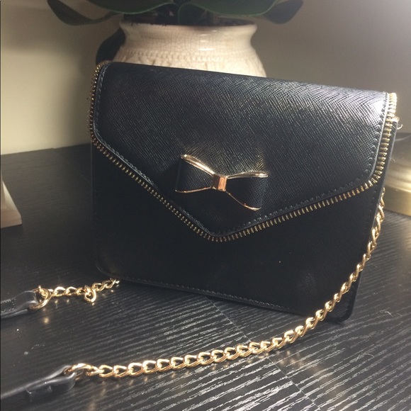 Purse - Picture 3 of 3